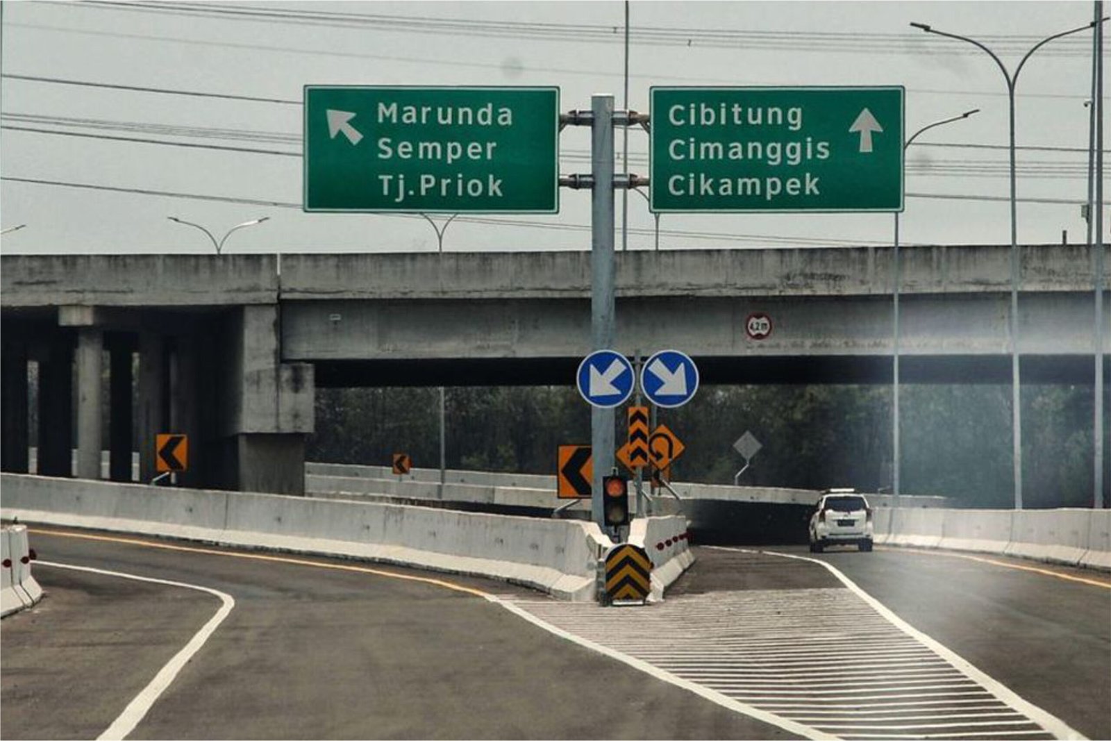 Direct access to the JORR Toll Road